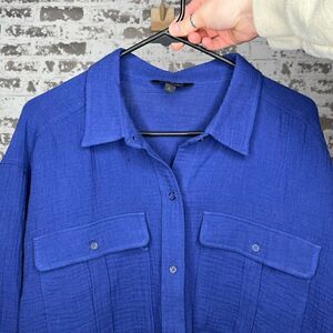 Banana Republic | women navy blue button down blouse